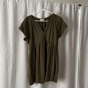 Universal Thread Dark Olive Tunic Top